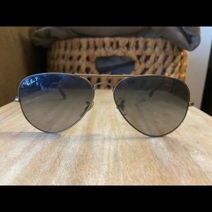 Ray Ban Aviator Sunglasses (Polarized)